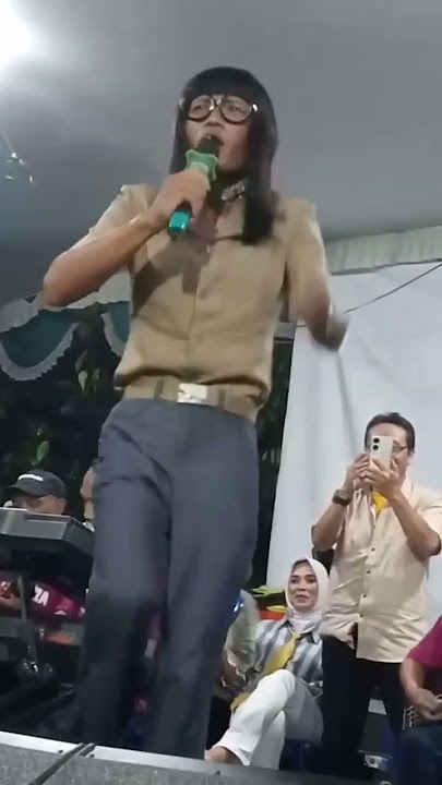 lirikan matamu menarik hati...#lorenza #dangdut #beranda
