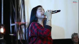 Hadirmu Bagai Mimpi - Nina Mincreunk | Kendang Rusdy Oyag Ft Balad Darso Live ( Angkringan Teh Ita )