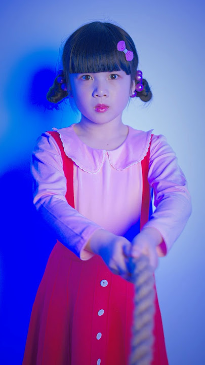 'El Juego del Calamar' ('Knock Knock' Jump-Rope Song) LATIN / SPANISH - Temporada 3