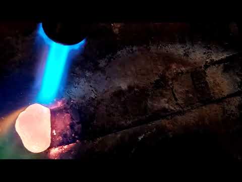 Video: Cum Se Topește Argintul
