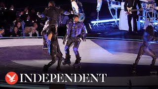 Usher Performs Super Bowl Half-Time Show On Roller Skates