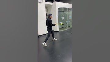 Split Stance Rotational 1 Arm Cable Row