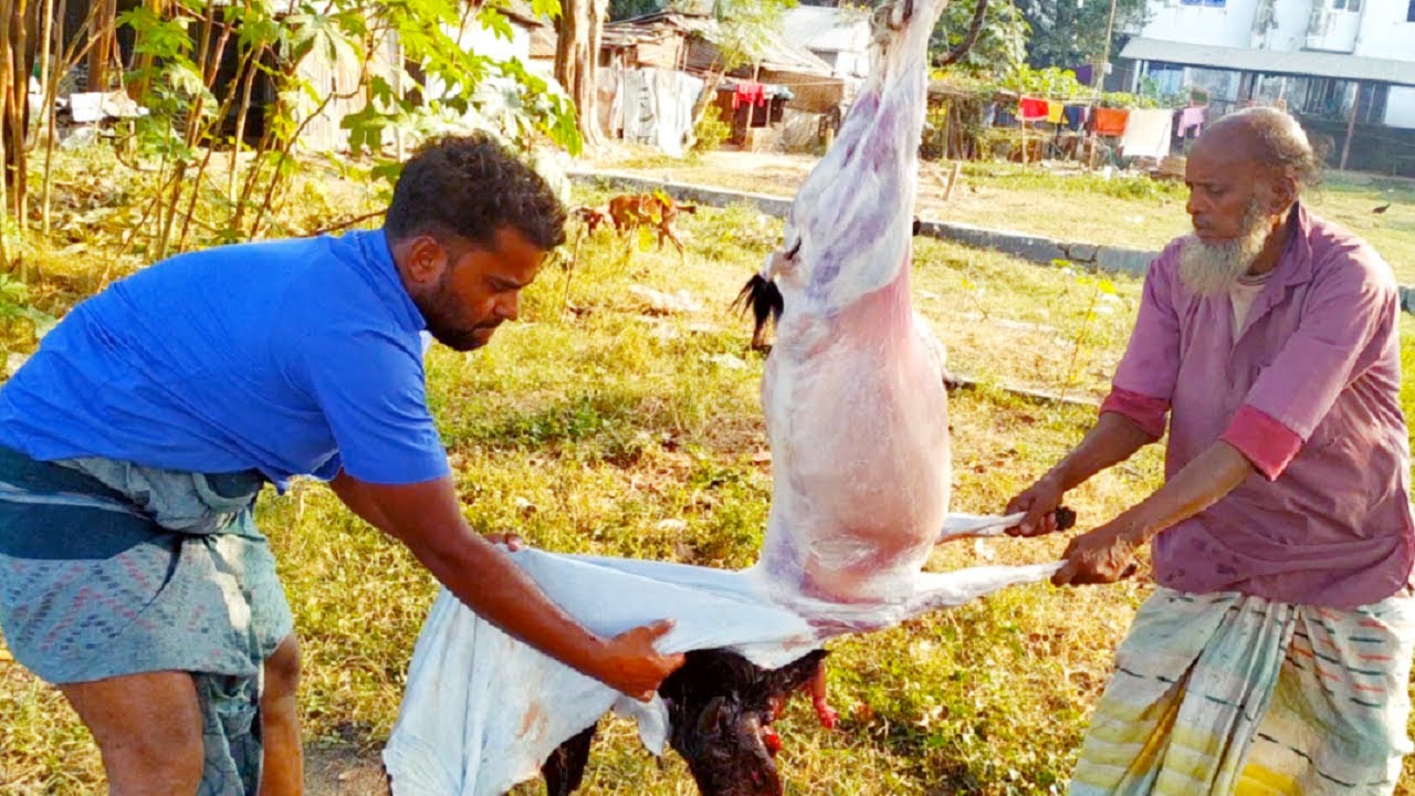 Full Goat Cutting and Cleaning Skills - Goat Cutting Process in Bazaar