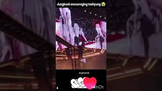 #bts wow Jungkook encourage taeyoung today's live concert at El Paso #btsshorts
