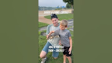 Kindness with a Snappy Ending! Kids Hug GIANT spiny soft shell turtle. #softshellturtle #turtle #fyp