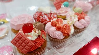 Designing a 6 Pack of Cupcakes | Pretty Buttercream Cupcake Ideas | How to Price Cupcakes & Cookies