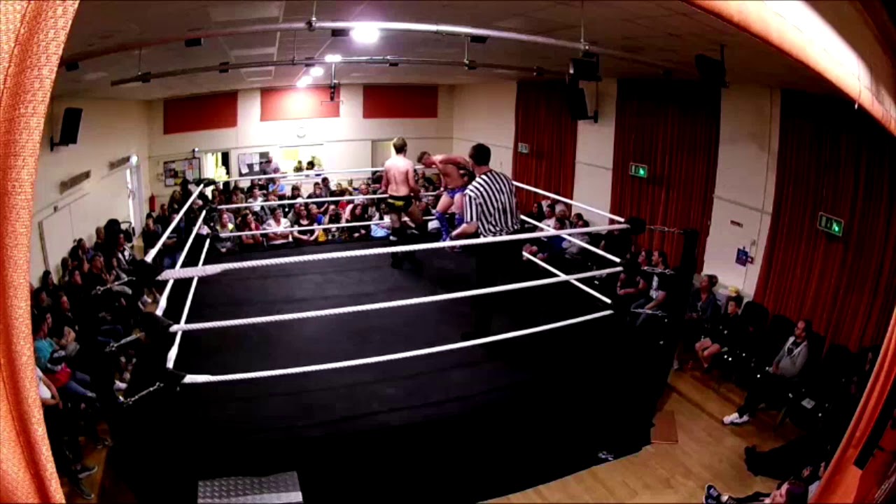 Evolution Wrestling David Eton vs Man Like Beano For The Middleweight Championship