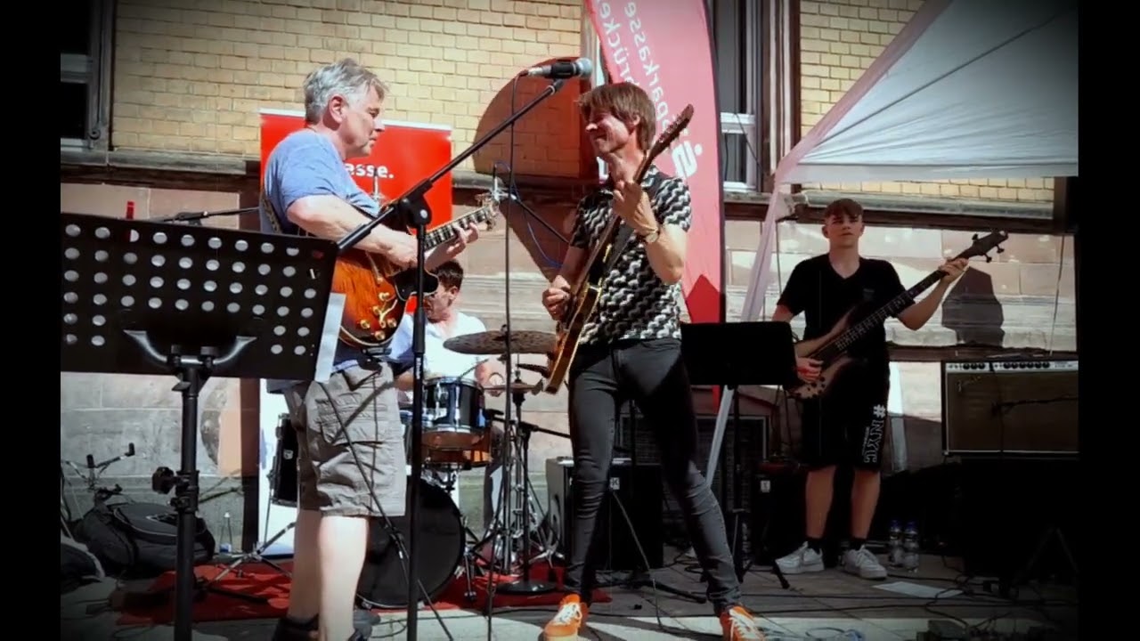 Watch fine fresh free funk :-) in saarbrücken 08.07.2023 with ro gebhard & band on YouTube Watch fine fresh free funk :-) in saarbrücken 08.07.2023 with ro gebhard & band on YouTube