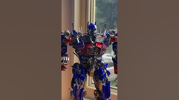 I upgraded my Optimus again #transformers #optimusprime #collection #threezero