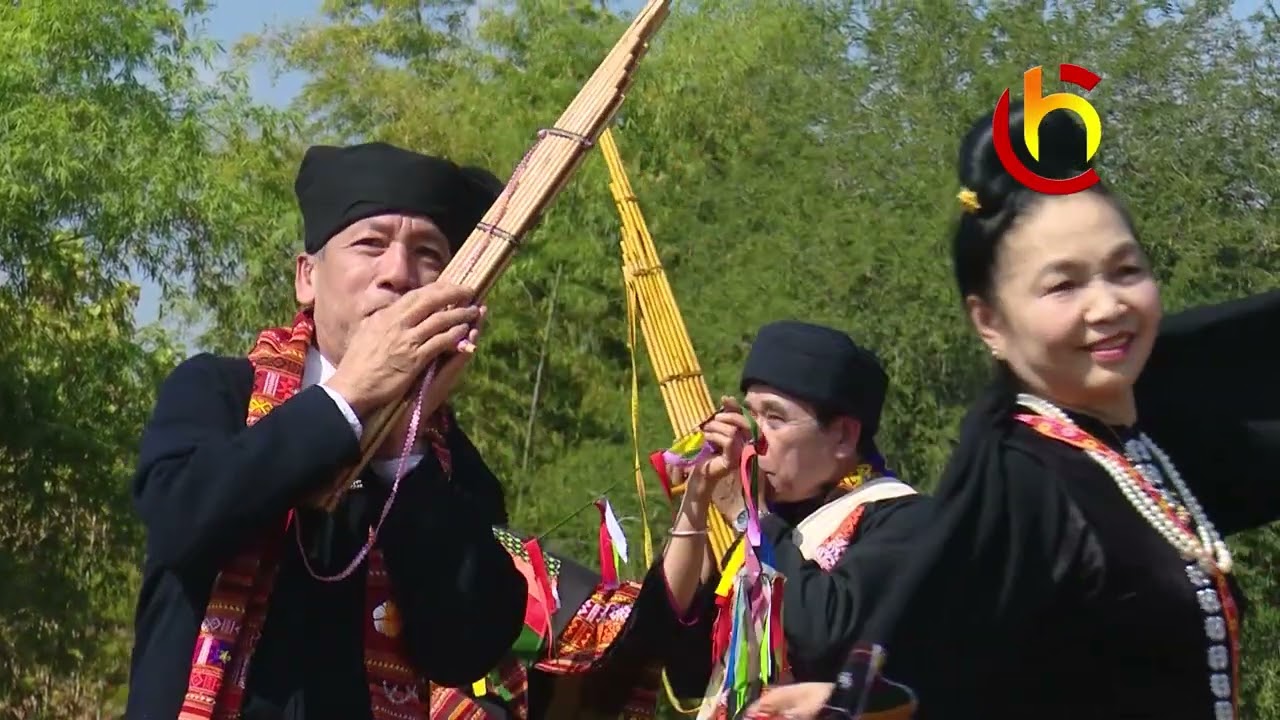 DÂN CA THÁI- GIỮ GÌN VÀ PHÁT HUY BẢN SẮC VĂN HÓA THÁI TÂY BẮC- SƠN LA- BT VÀ DÀN DỰNG- CÀ HOAN -VN