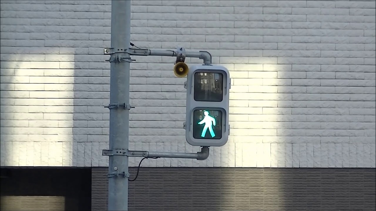 【音響信号(メロディ式)】福岡県福岡市中央区薬院4丁目「薬院大通」交差点