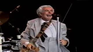 1. Australian Crawl - Introduction from Molly and Sir Les.  Errol. Priority One Concert. The Domain.
