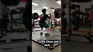 Celebrity poser tries to clean and jerk 225 like Clarence Kennedy #shorts Wealth