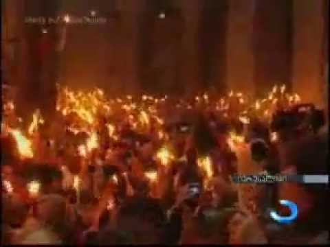 სასწაული განმეორდა - მაცხოვრის საფლავზე წმინდა ცეცხლი გადმოვიდა