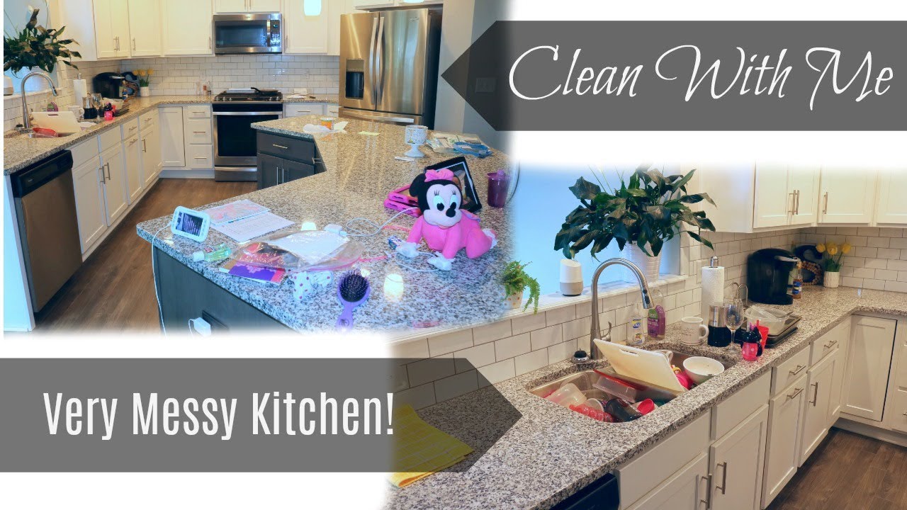 CLEAN WITH ME | VERY MESSY KITCHEN | CLEANING MOTIVATION - YouTube