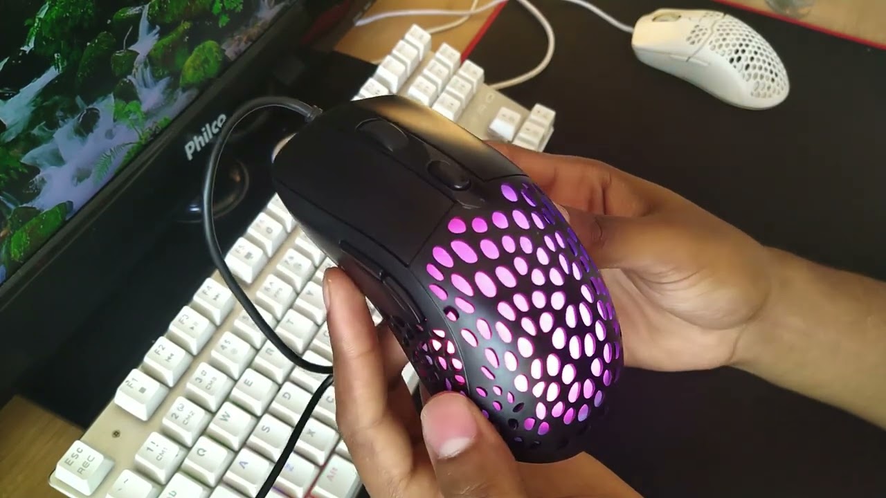 COMPREI UM MOUSE GAMER DE 10 REAIS