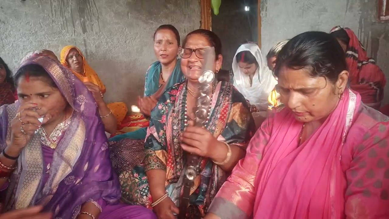 बाबा का भजन गांव दूर दिनतोरो