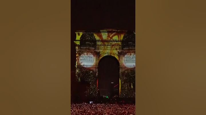 New Years 2025  Paris celebrates with dazzling fireworks around Tower 1