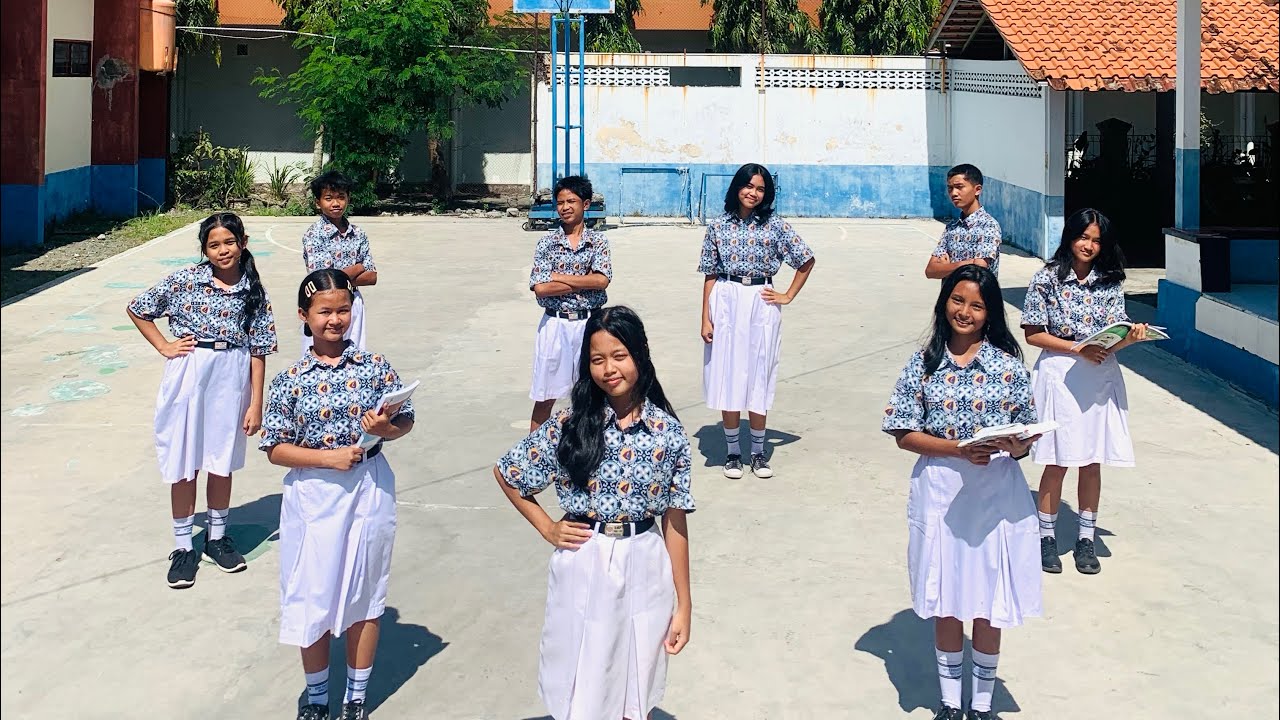 Halo! Perkenalkan, kami SMP Pangudi Luhur Gantiwarno!