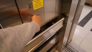 Rare 1990 Kone Traction Elevatorslifts In Pori Central Hospital, Building M, Pori