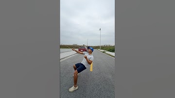 Thả diều cá đuối gió yếu anh trai cố gắng cho diều bay lên #patang #layangan #kite #kiteflying