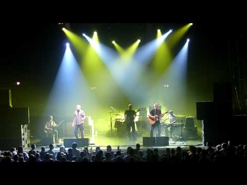 Lets Get Married - The Proclaimers Live Stirling 2...