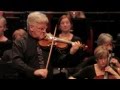 Capture de la vidéo Mozart's 'Violin Concerto No. 3' Performed By Naco