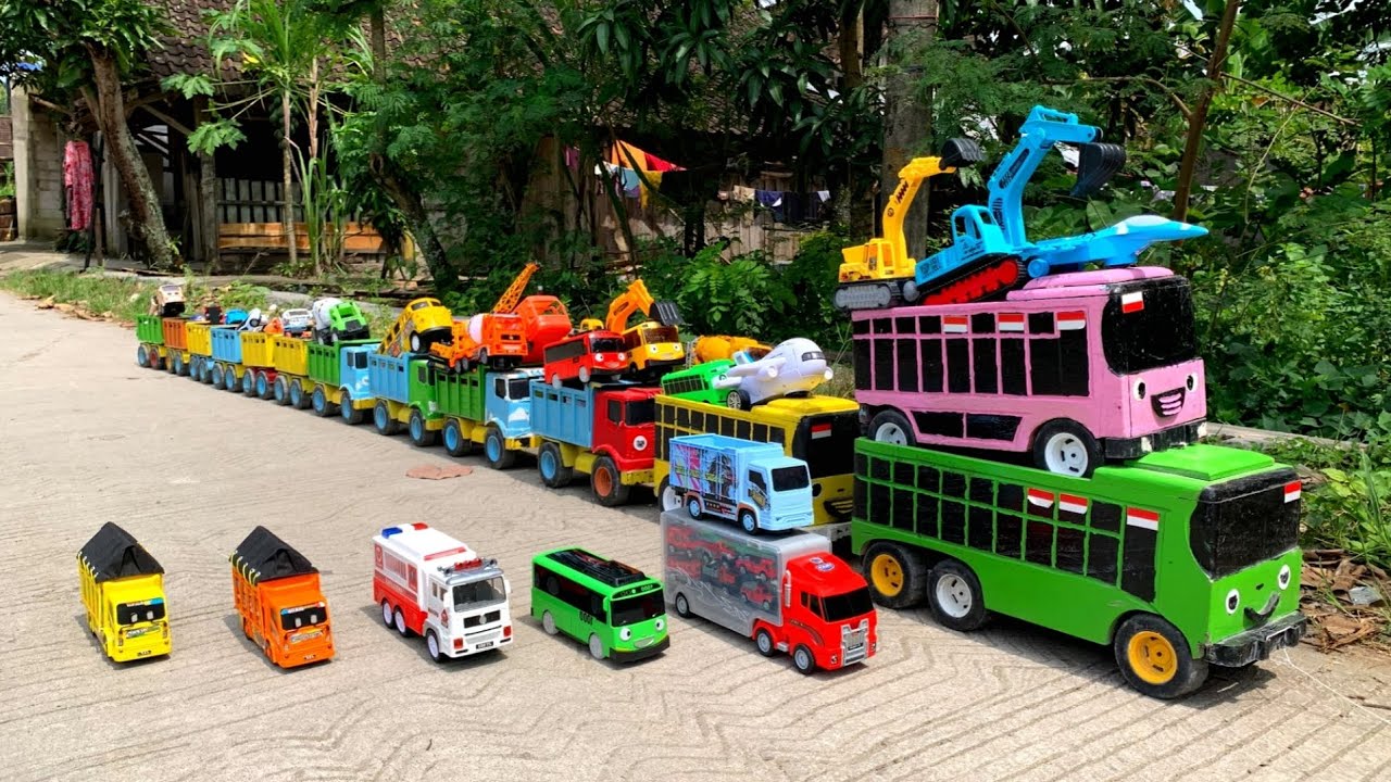 WADIDAW !! Mobil Truk Tronton Panjang Bongkar Mainan Mobil Mobilan Truk Molen, Truk Oleng, Excavator