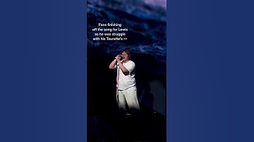 Thumbnail of Lewis Capaldi Struggles His Tourettes Live On Stage/ Fans Help Finishing The Song