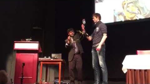 Sethu Vijayakumar demoing at ml2015.nl