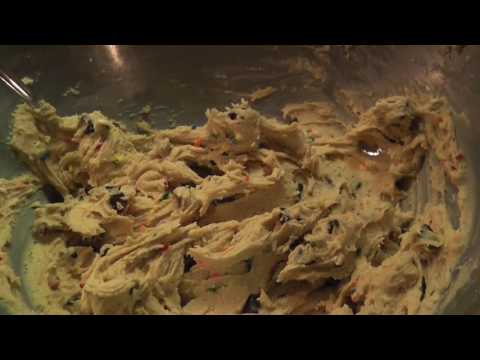 VEGAN CHOCOLATE CHIP COOKIE CAKE