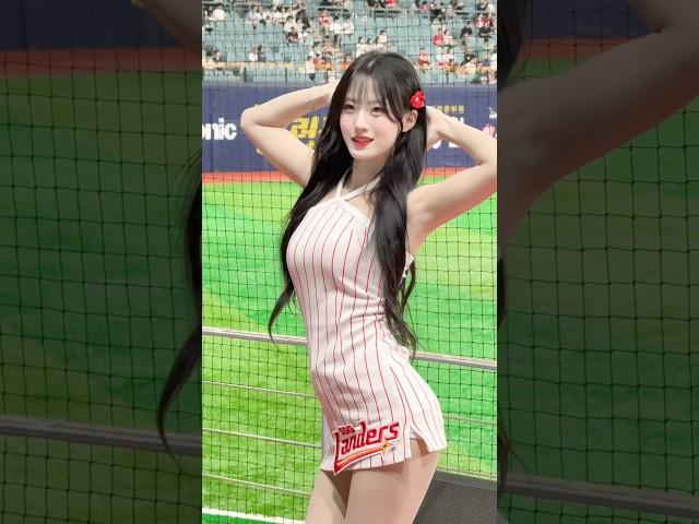 모시모시~???? 정설아(Jeong Seol-A[鄭雪雅])치어리더 아웃송 직캠 260902