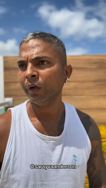 O menino de vó vai deixar vovó