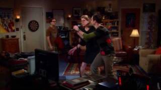 The Big Bang Theory S02E15 Any Way You Want It screenshot 5