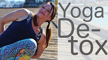 Vinyasa Flow Yoga Detox (40-min)