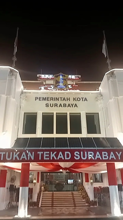 Suasana Malam di Balaikota Surabaya #surabaya
