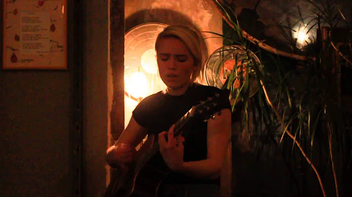 SALVAGE SESSIONS PRESENTS: PHOEBE WIlSON - Callous...