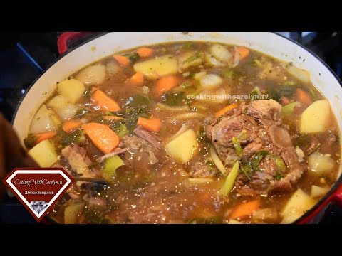 carolyn's-oxtail-soup--delicious-&-sticks-to-ya-ribs-|cooking-with-carolyn