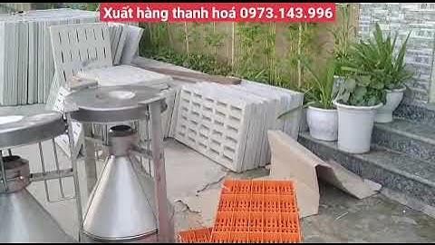 máng ăn cho lợn. quạt hút công nghiệp. tấm làm mát. tấm lót sàn giá tại kho