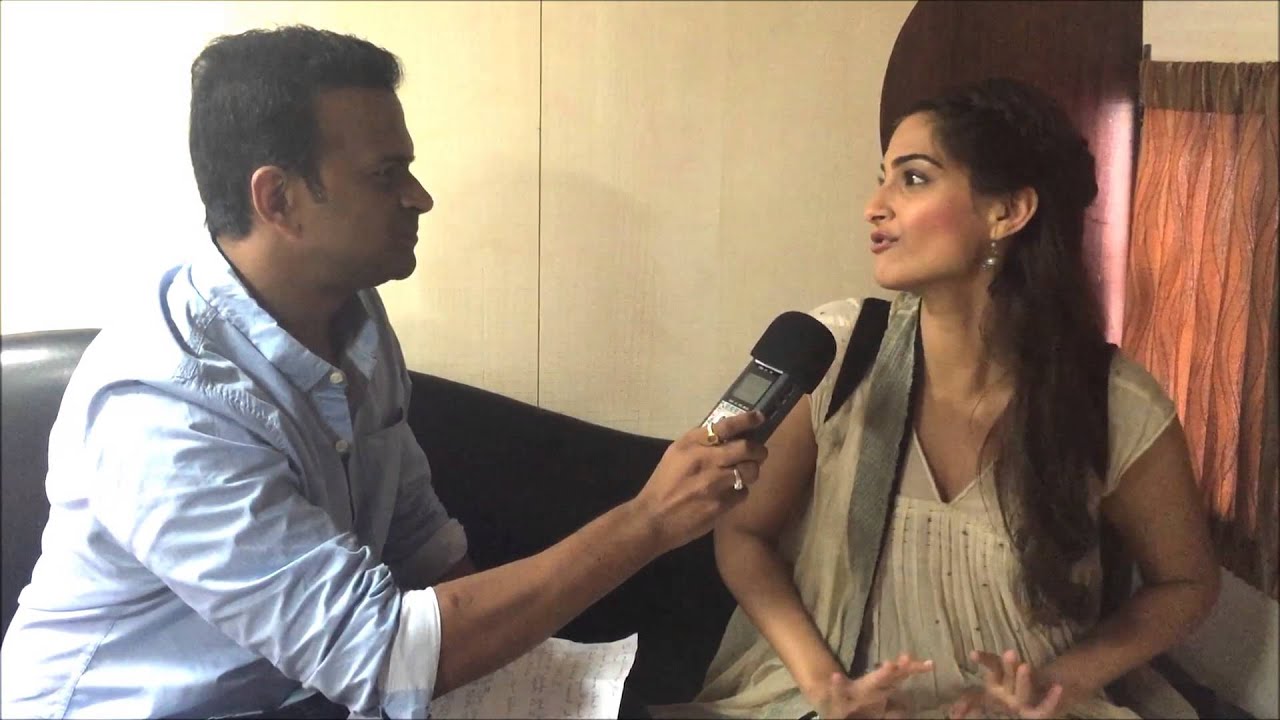 Sonam Kapoor tells Siddharth Kannan how Salman Khan scolded her & why Anil Kapoor is Mental
