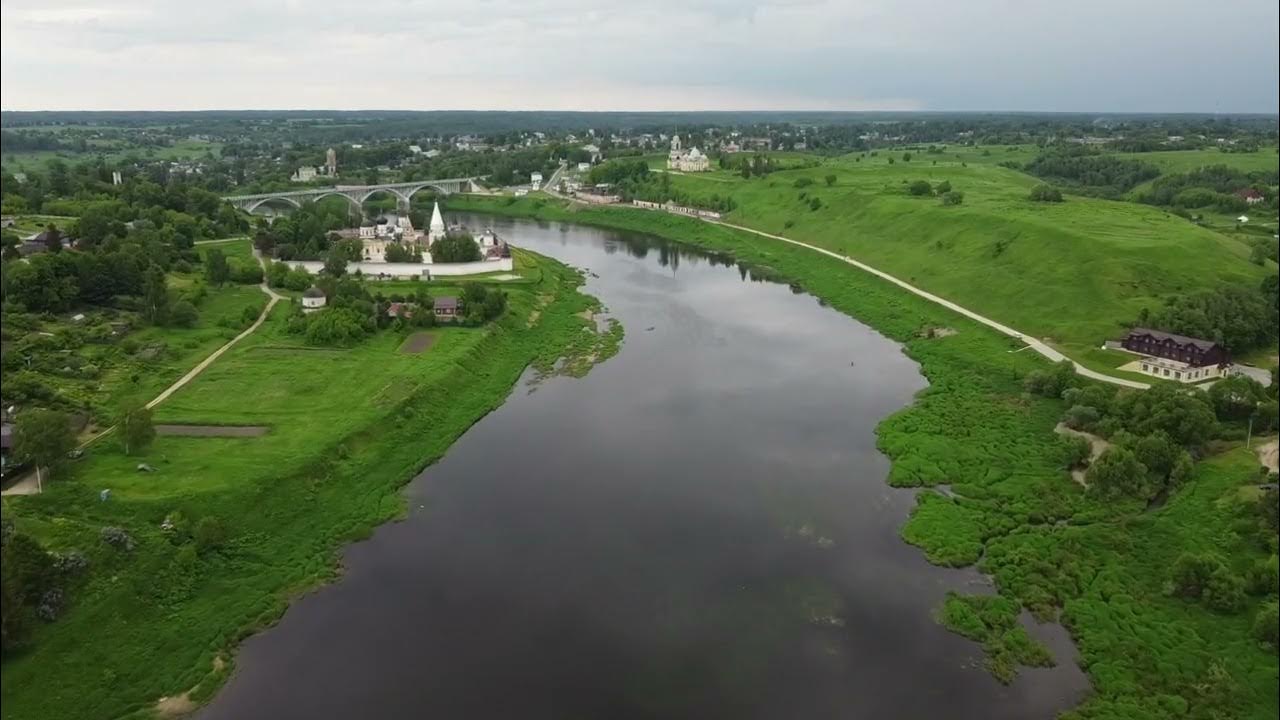 Погода старица тверская область на 14. Старица город в Тверской области. Деревня Старица Тверская область. Улица Половинкина Старица. Красоты Старице в Тверской области.