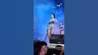 Sexy Dancing Thai Star - Thai Concert