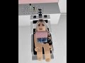 Cuando se pone a retransmitir en el momento menos oportuno #roblox #brookhaven #robloxmemes