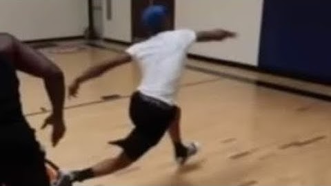 Complexz Force reacts to Flight "Dropping off" Bone Collector 1V1 IRL