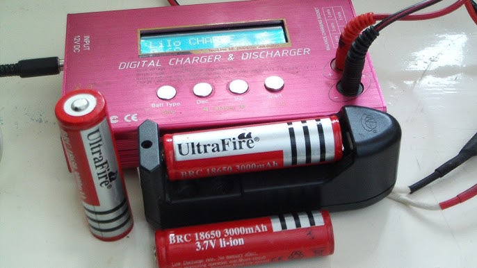 UltraFire BRC 18650 3000mAh 3.7V Li-Ion batteries - 887mAh! 