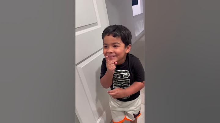 Mom and son prank dad while he takes a shower… #shorts