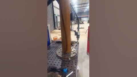 Doosan robot weaving test.