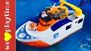 **Toy Boats & Beats!!** Musical Toy Boats Video!  Rescue Shark Ship & Remote Control Boats!