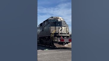 SD70ACe horn show