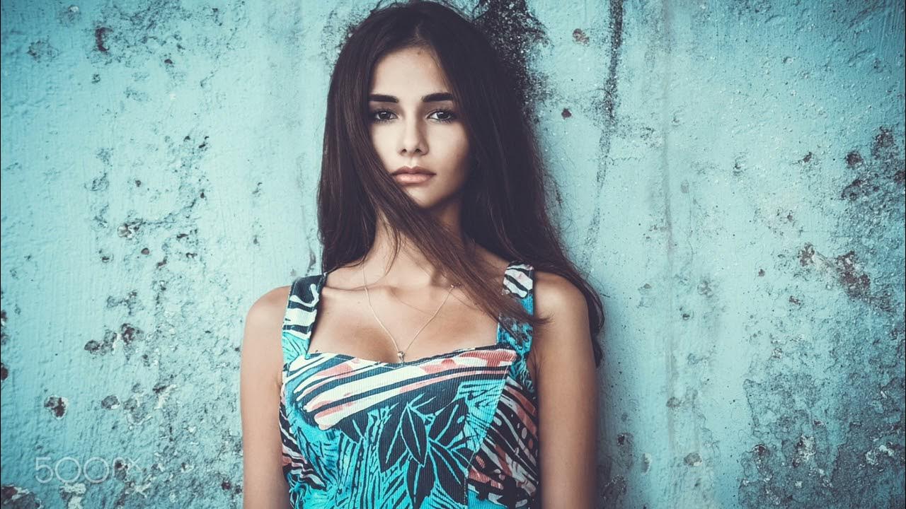 Красивые девушки брюнетки. Girls models pictures and video. Girls models pictures and video. Красавица в коротком платье. Бразильянки сьюлин медейрос.